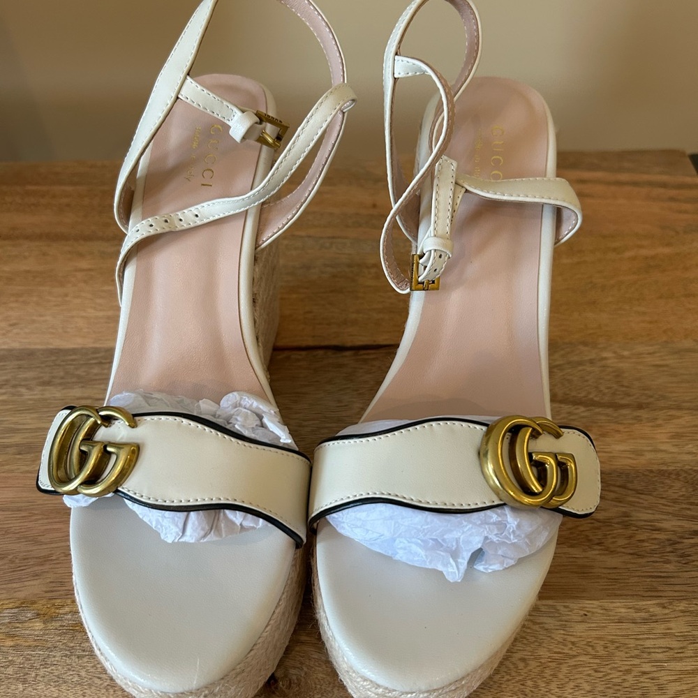 Cream Wedges with Gold Buckle